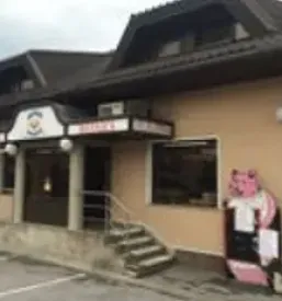 Domaca mesnica dolenjska