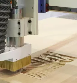 Ugoden servis strojev za brizganje plastičnih mas Slovenija