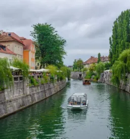 Ljubljanica boat tours for groups