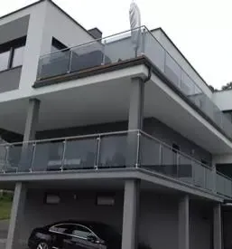Kovinski nadstreski v sloveniji