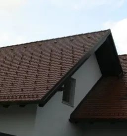 Dachkonstruktionen und dachdeckerarbeiten slowenien