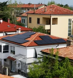 Ugodna montaza soncnih elektrarn slovenija