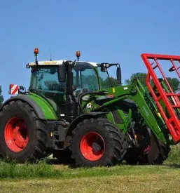 Terenski servis traktorjev fendt