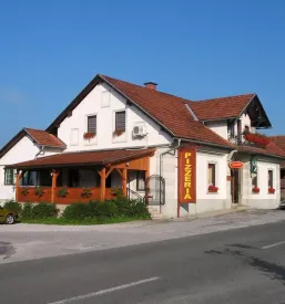 Poceni jedi z žara Ljubno ob Savinji