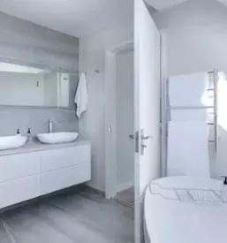 Ugodno keramičarstvo Postojna