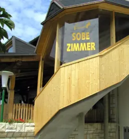 Sobe apace