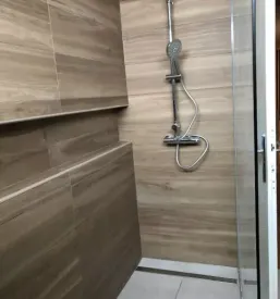 Poceni polaganje keramike Grobelno