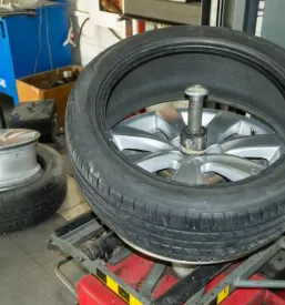 Tire changing services Bled