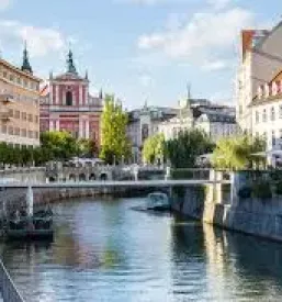 Nastanitev z zajtrkom ljubljana