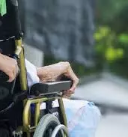 Pomoc in oskrba ostarelih in invalidnih oseb na domu zrece