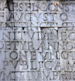 Klesanje črk na nagrobne spomenike Gorenjska