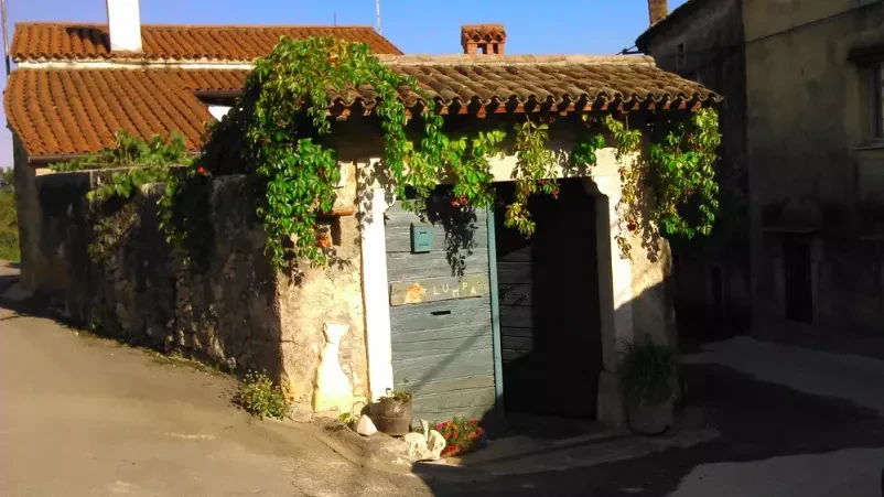 Ugoden apartma za 5 oseb Pliskovica 