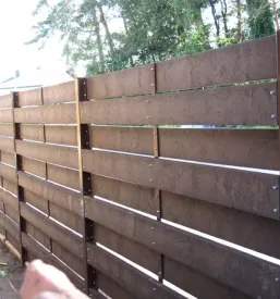Vrtne poti in ograje iz plastike