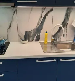 Kuhinja v počitniški hiški je popolnoma opremljena