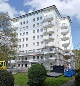 Ustrežljivo fasaderstvo Slovenija