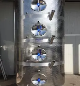 Wine containers