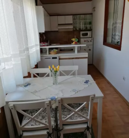 Ugoden najem apartmaja za oseb v kopru