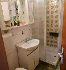 Ugoden najem apartmaja za oseb v kopru