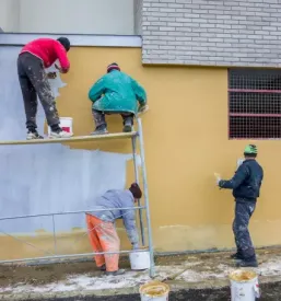 Ugodna fasaderska dela krsko