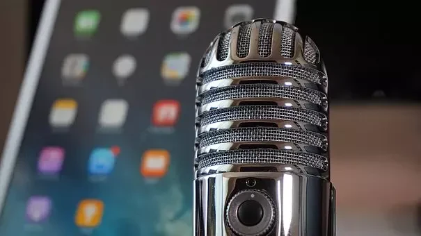 Podcast – učinkovit in ugoden način, da s svojim podjetjem izstopite iz množice