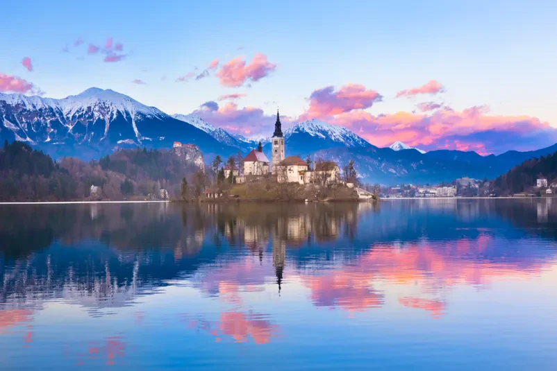 Dober turistični vodič Gorenjska, Slovenija
