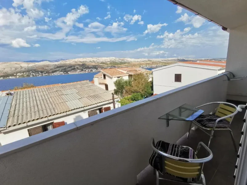 Oddaja apartmaja na Pagu