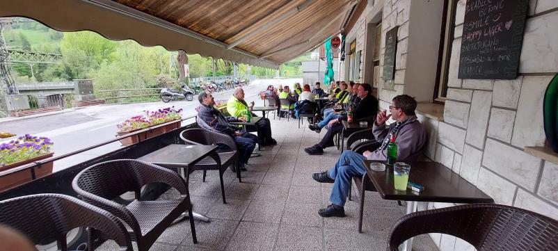 Pleasant service in the coffee bar in Most na Soča