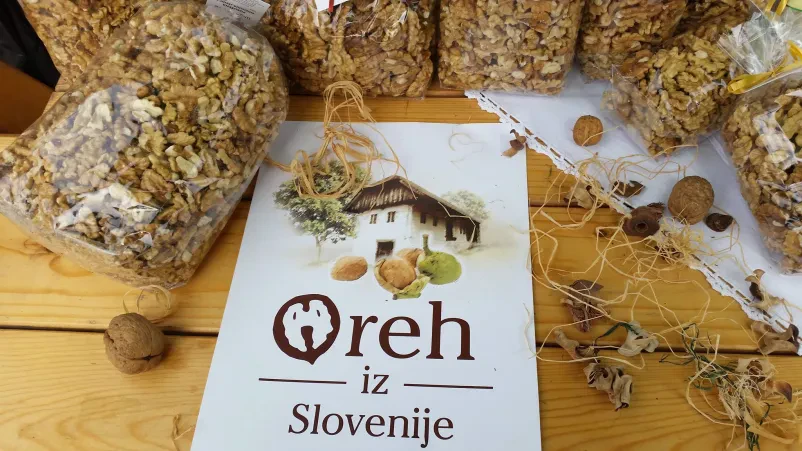 Izdelki iz domačih orehov Slovenija