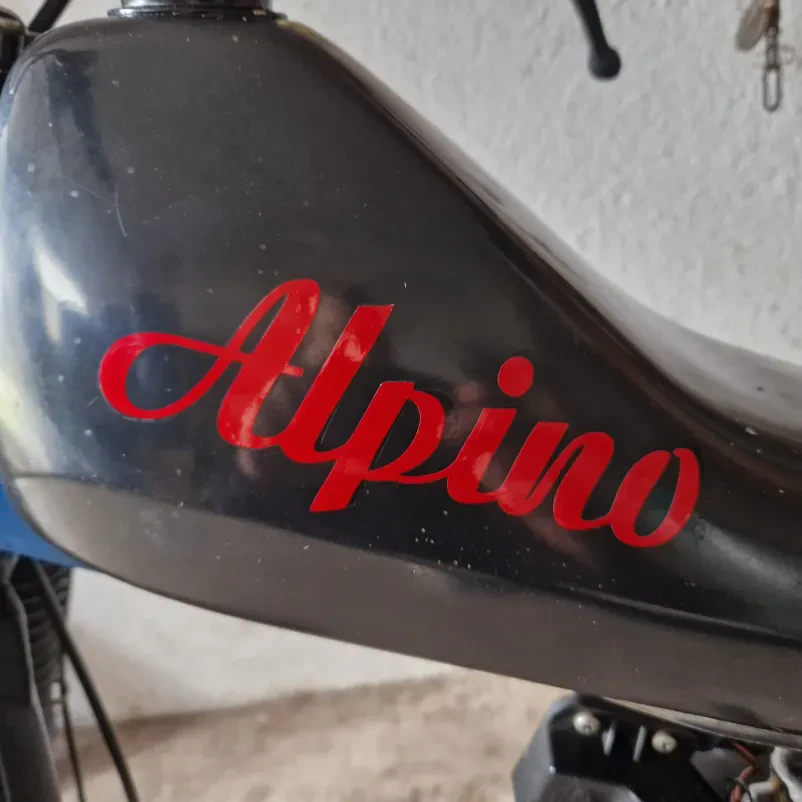 nalepke za avtomobile