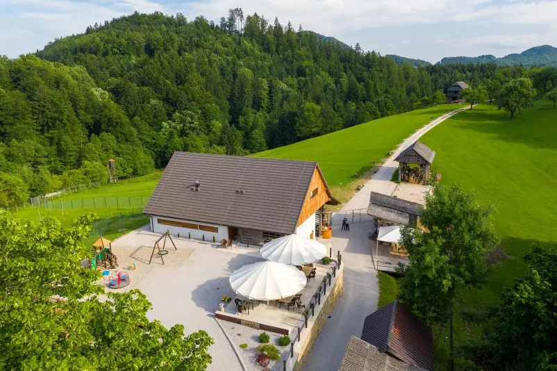 Ogled etnološkega muzeja Velenje