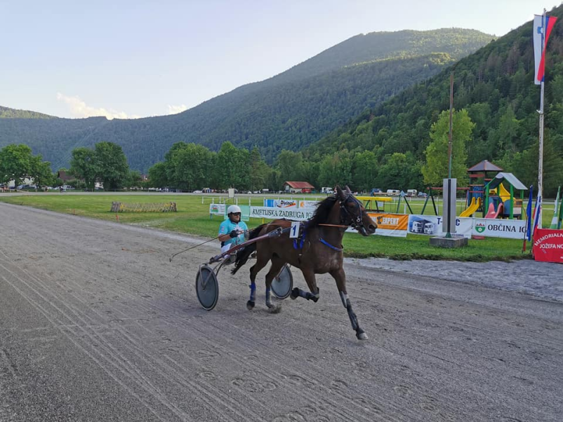 Jahanje za vse starostne skupine Ig