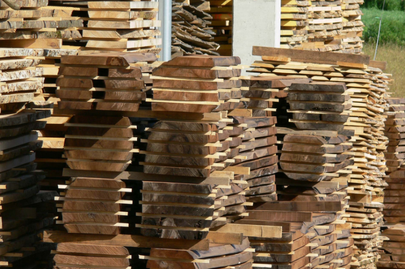 Sale of sawn wood 