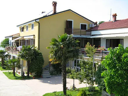 Ugoden najem apartmaja Sečovlje