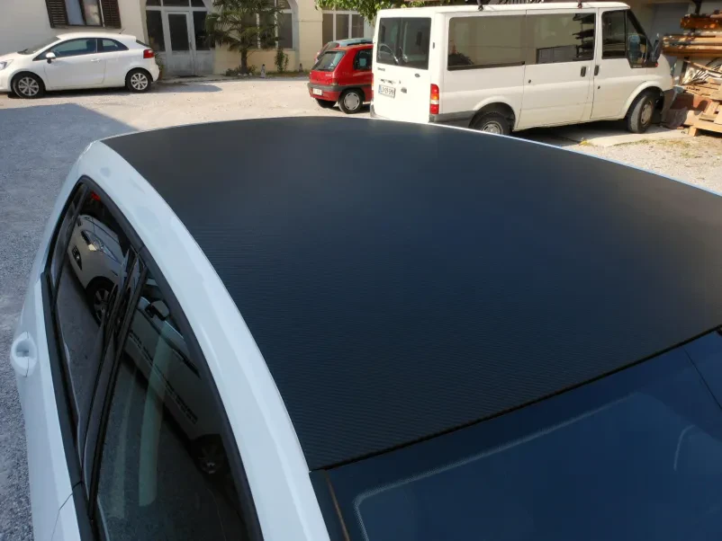 Ugodna zatemnitev šip na avtomobilu Goriška