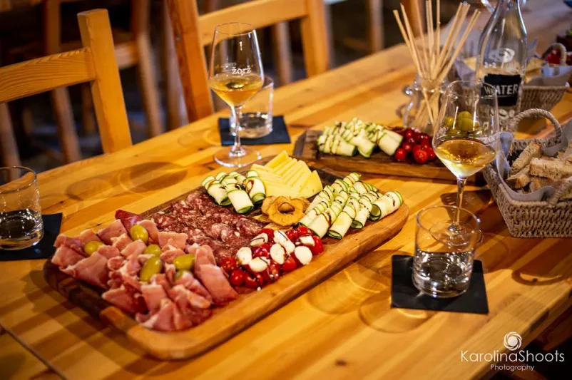 Avtohtono vipavsko belo vino