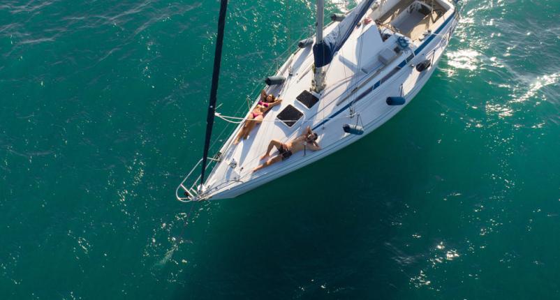 Noleggio giornaliero barca a vela Isola