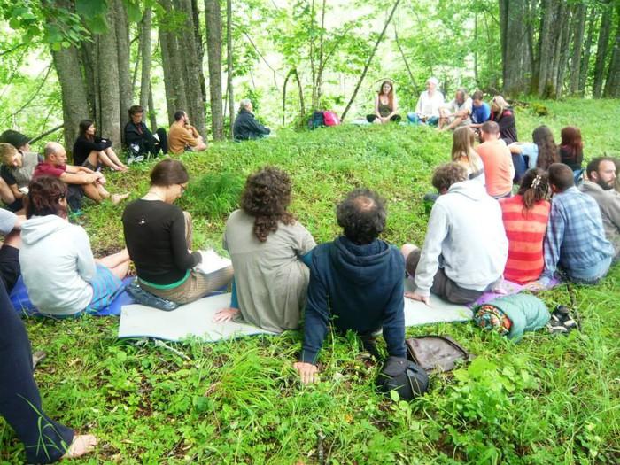 meditacija v naravi