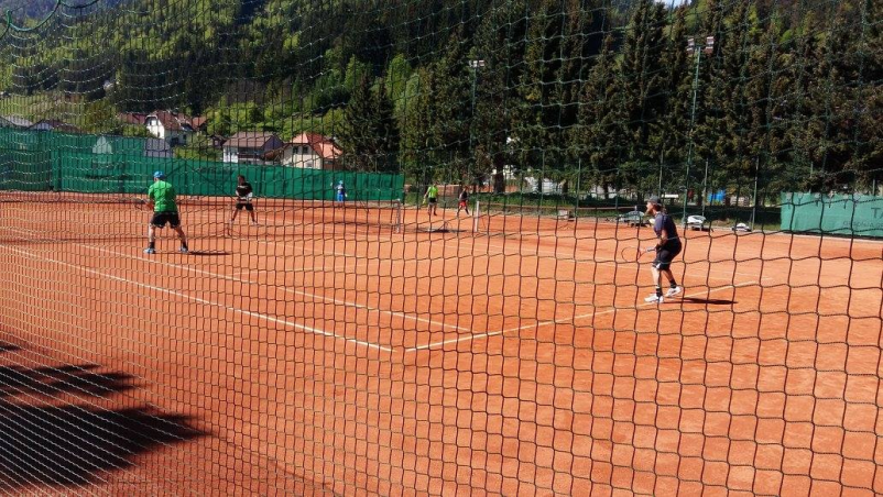 Rezervacija tenis igrišča Mežica