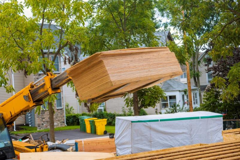 Ugodne prevoze s hiab dvigalom Žalec lahko naroči pri nas