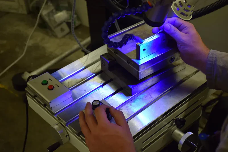 cnc stroji