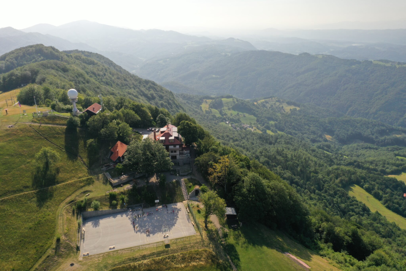 Najem prostora za zaključene družbe Lisca