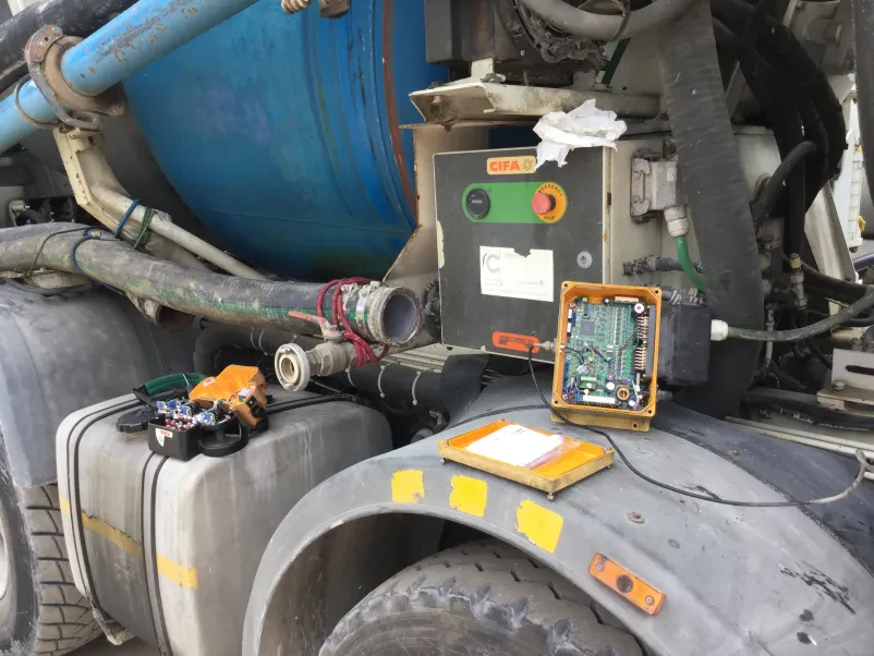 Servis radio komande