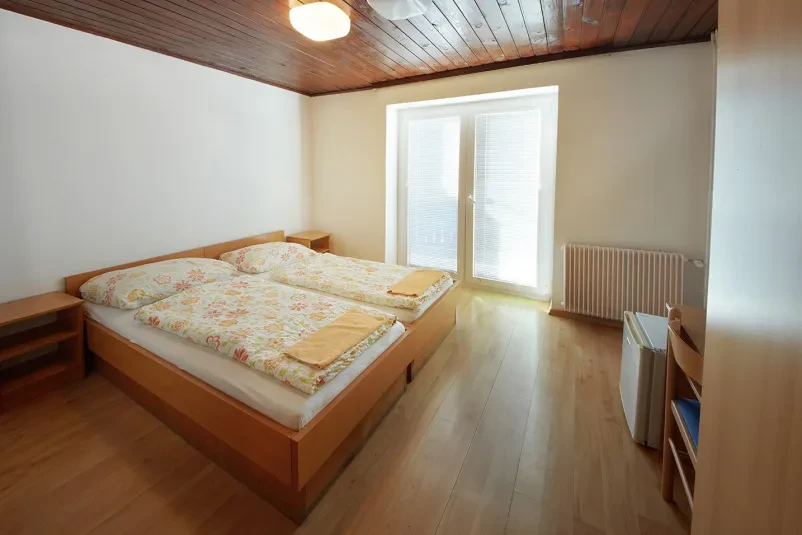 youth hostel Nika