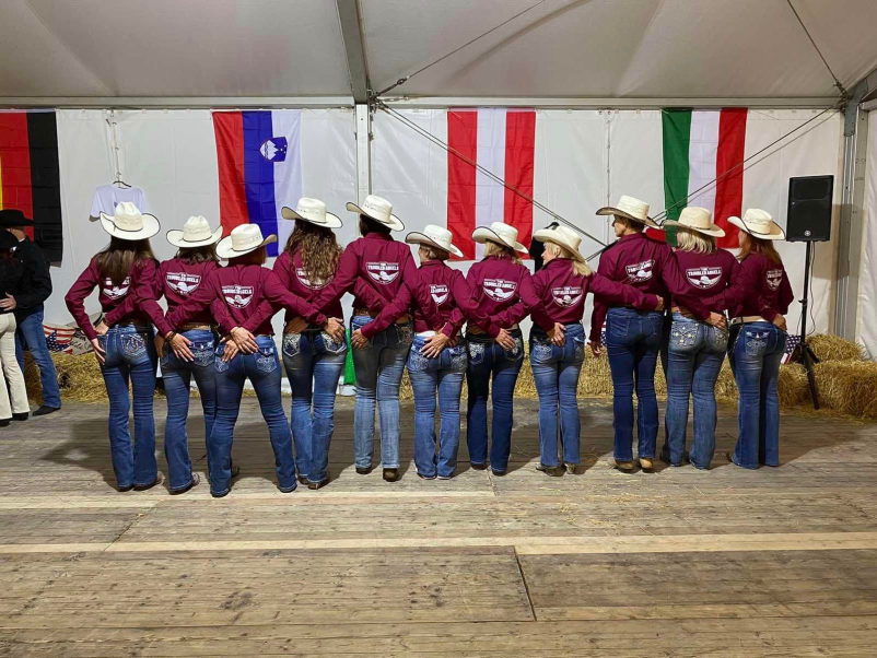 Line dance v Sloveniji