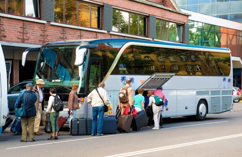 Ugoden najem avtobusa vam je na voljo pri nas