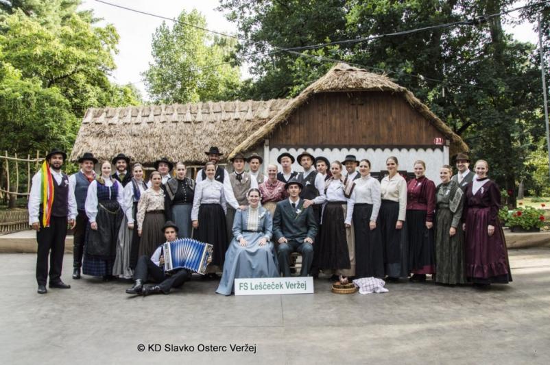 Folklorna skupina Leščeček