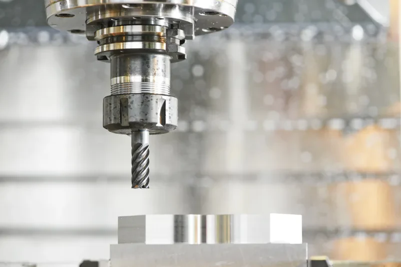 Günstiger Verkauf und Service von CNC-Maschinen Slowenien, Ausland