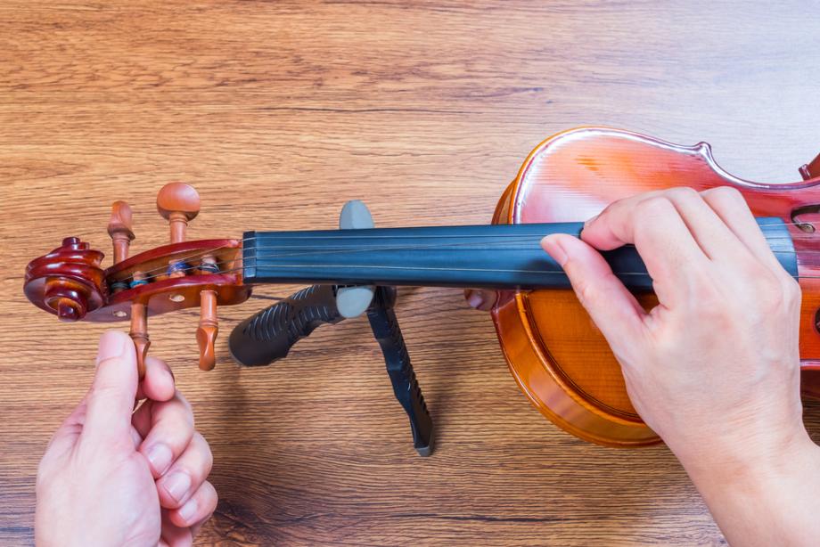 Popravilo violine