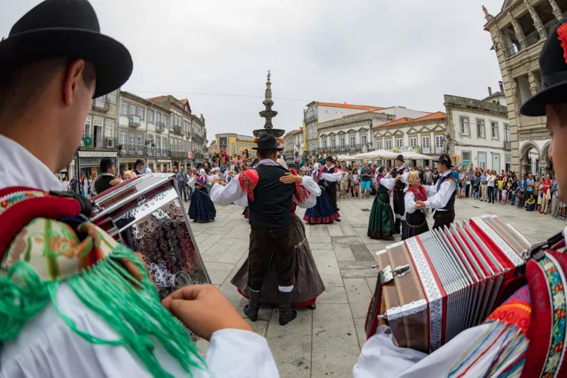 Udeležite se naših kulturno umetniških dogodkov in prireditev v Artičah in Brežicah