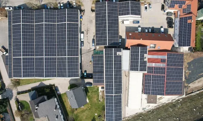 Napredne sončne elektrarne Slovenija